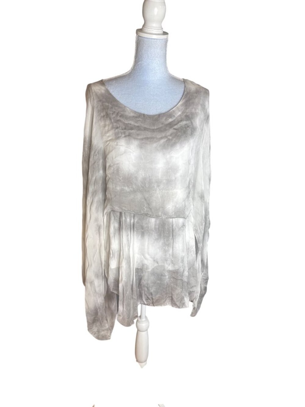 Angela Mara Womens Boho Top Gray Tie-Dye Silk Blend Flowy Lightweight Design